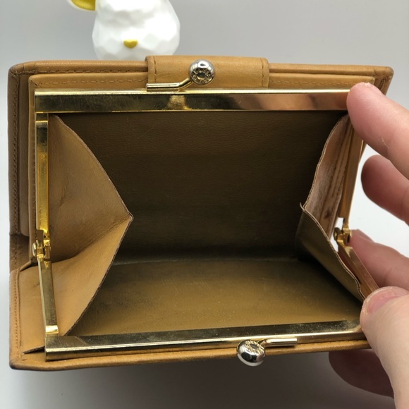 Celine Macadam Kisslock Coated Canvas and Leather Wallet EUC- Beautiful - Picture 3 of 10